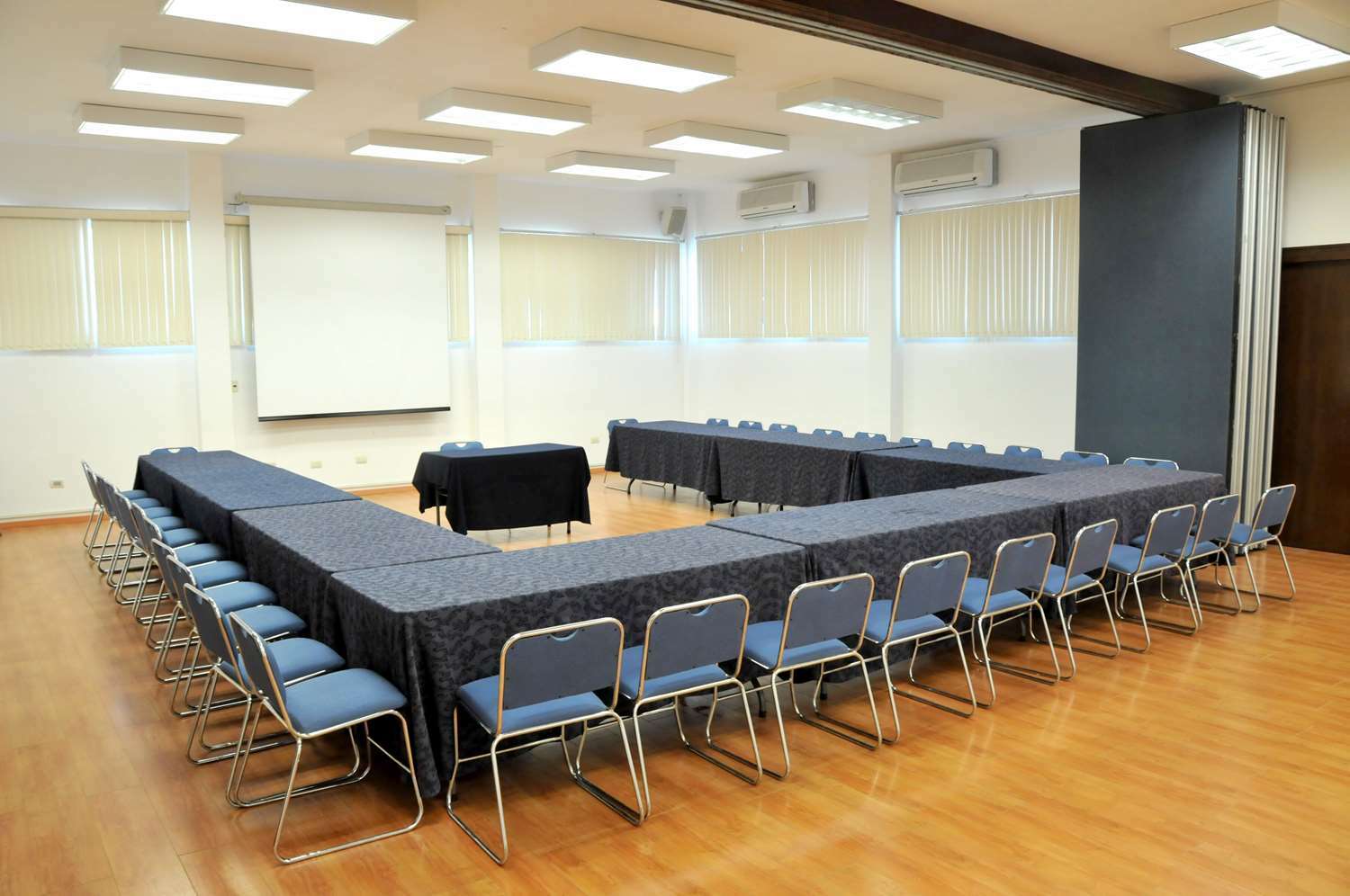 Best Western Saltillo Kinh doanh bức ảnh